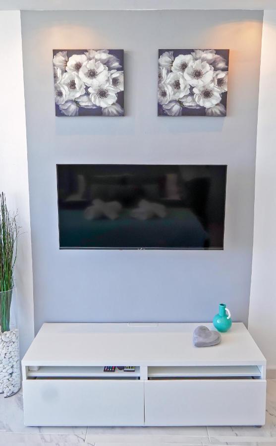 Modern Studio With A Sea View And Pool Access Ponderosa 801 Playa de las Américas Buitenkant foto