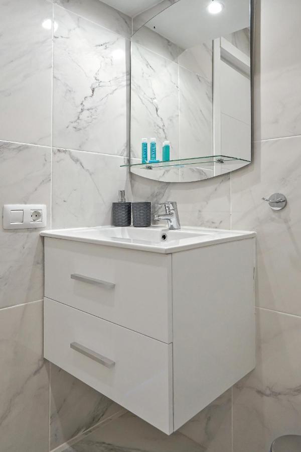Modern Studio With A Sea View And Pool Access Ponderosa 801 Playa de las Américas Buitenkant foto