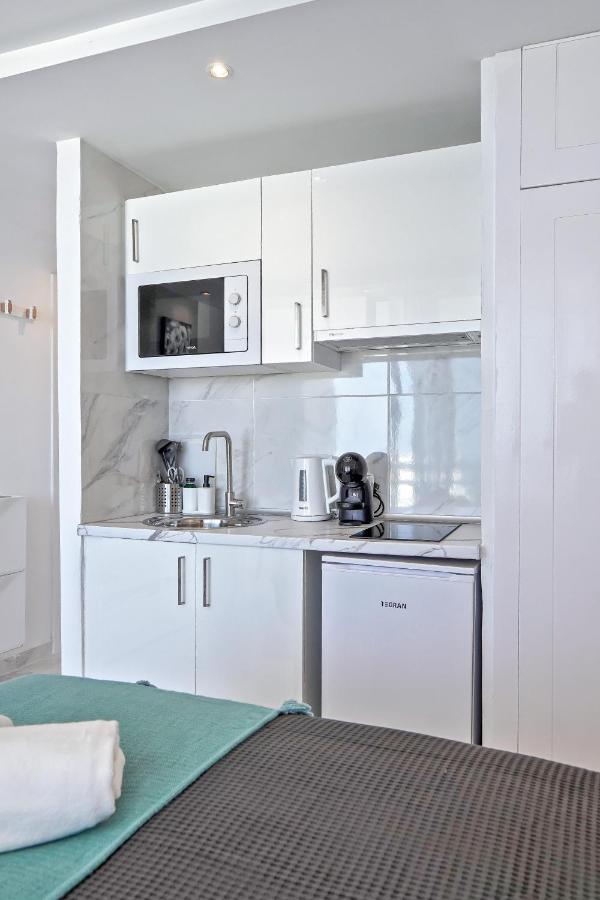 Modern Studio With A Sea View And Pool Access Ponderosa 801 Playa de las Américas Buitenkant foto
